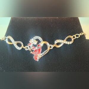 Silver NEW cardinal “always in my heart” Remembrance bracelet. Silver tone